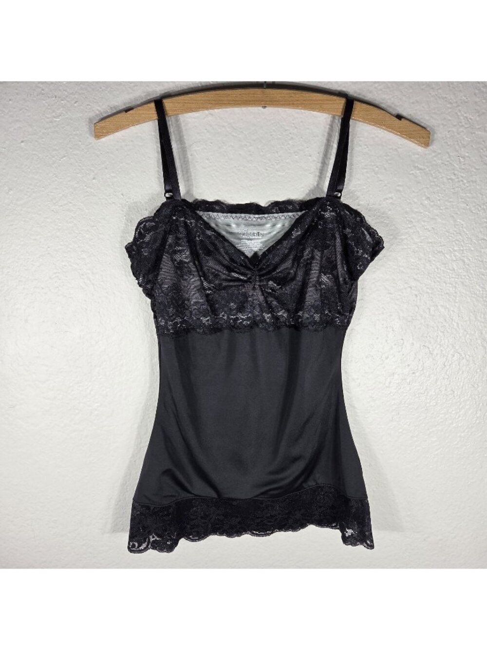 Love Your Assets By Sara Blakely Spanx XS Satin Lace Trim Camisole Top Black